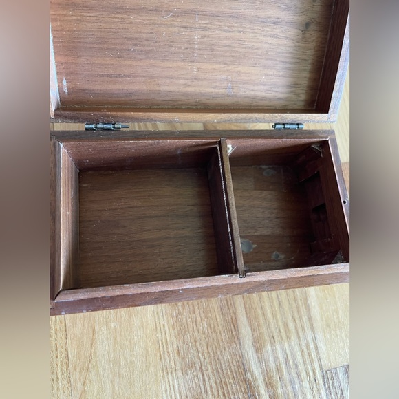 Vintage Wooden Trinket Box - Picture 8 of 10